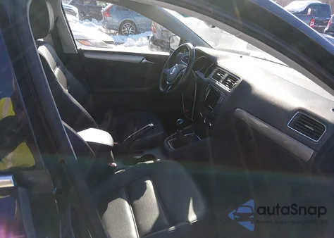 2017 Volkswagen Jetta 1.4T Se z USA, uszkodzony, nr VIN 3VWB67AJ8HM372957